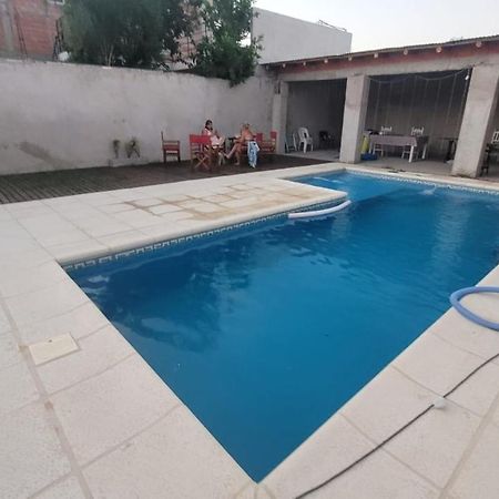 Habitacion Privada En Casa Particular Con Bano Y Espacios En Comun Compartidos- Precios Para 2 Personas 13000 Pesos Argentinos - 1 Persona 7500 Por Noche Concordia Exterior photo