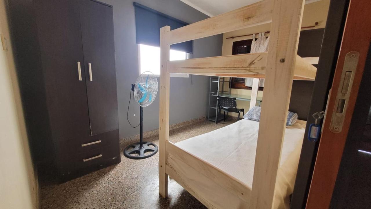Habitacion Privada En Casa Particular Con Bano Y Espacios En Comun Compartidos- Precios Para 2 Personas 13000 Pesos Argentinos - 1 Persona 7500 Por Noche Concordia Exterior photo